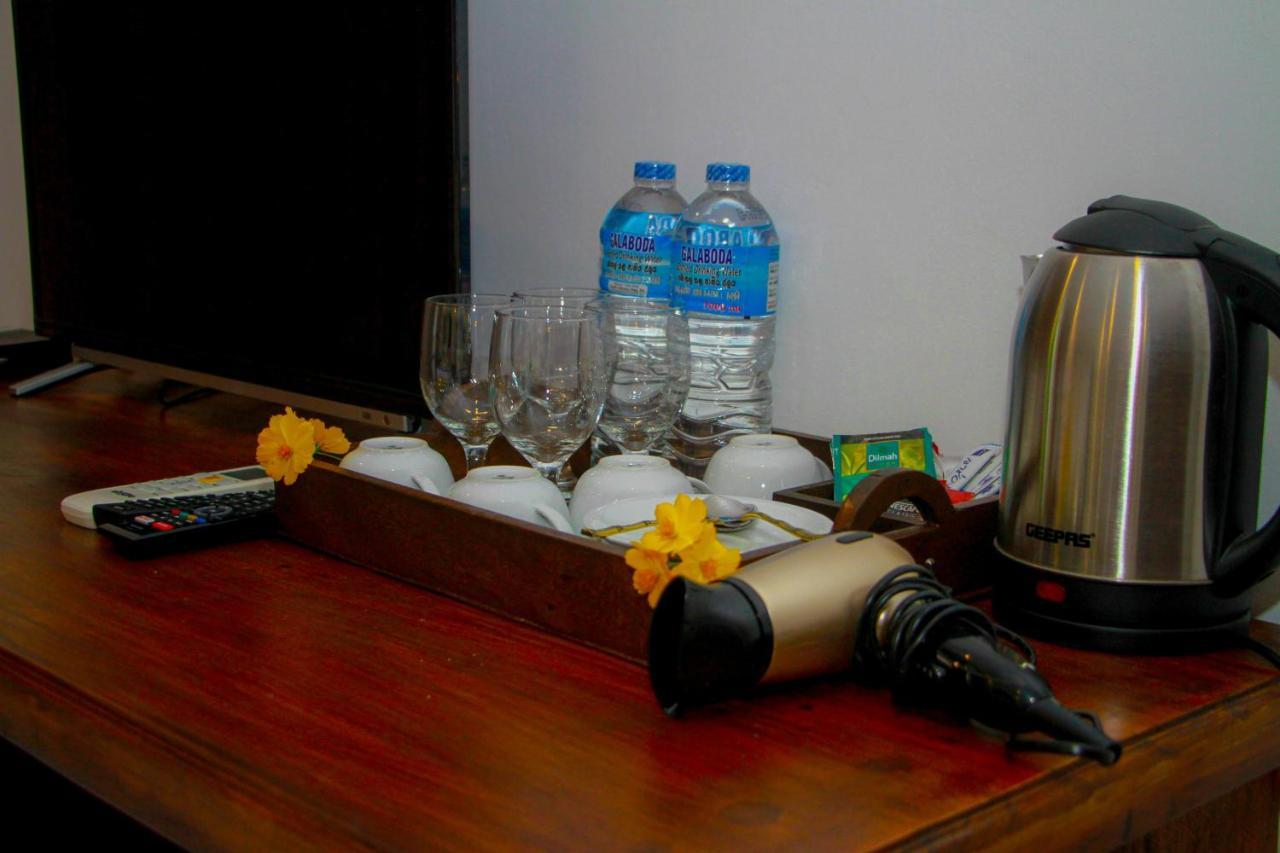 Manike Lodge Habarana Ngoại thất bức ảnh
